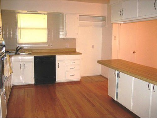 4th image of 8642 Rolling Rock Ln