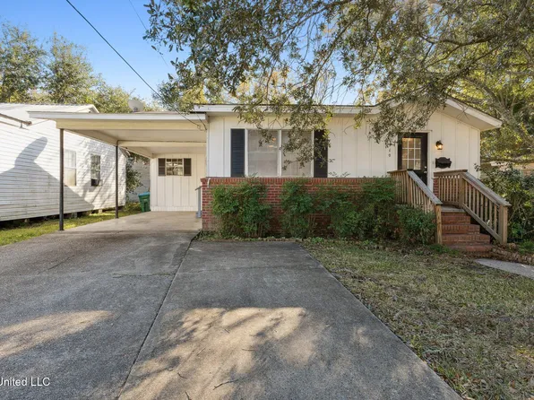 2410 Tyler Ave, Pascagoula, MS 39567