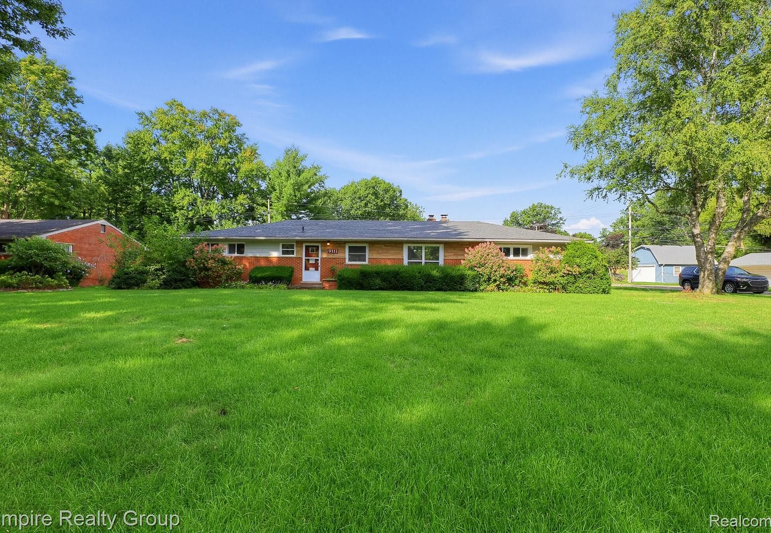 9111 Morrison Ave, Plymouth, MI 48170