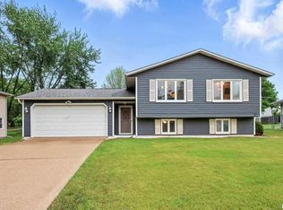 2411 Mound St, Davenport, IA 52803