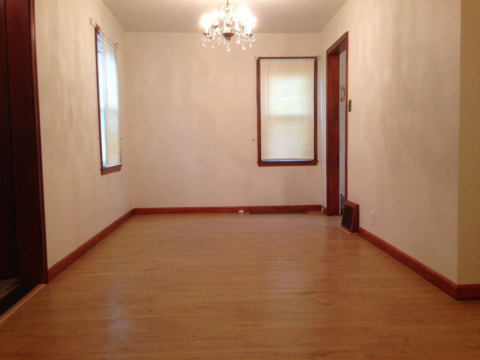 2nd image of 33 Duquesne Ave