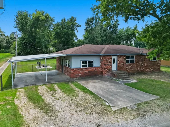 702 W Walnut St, Stilwell, OK 74960