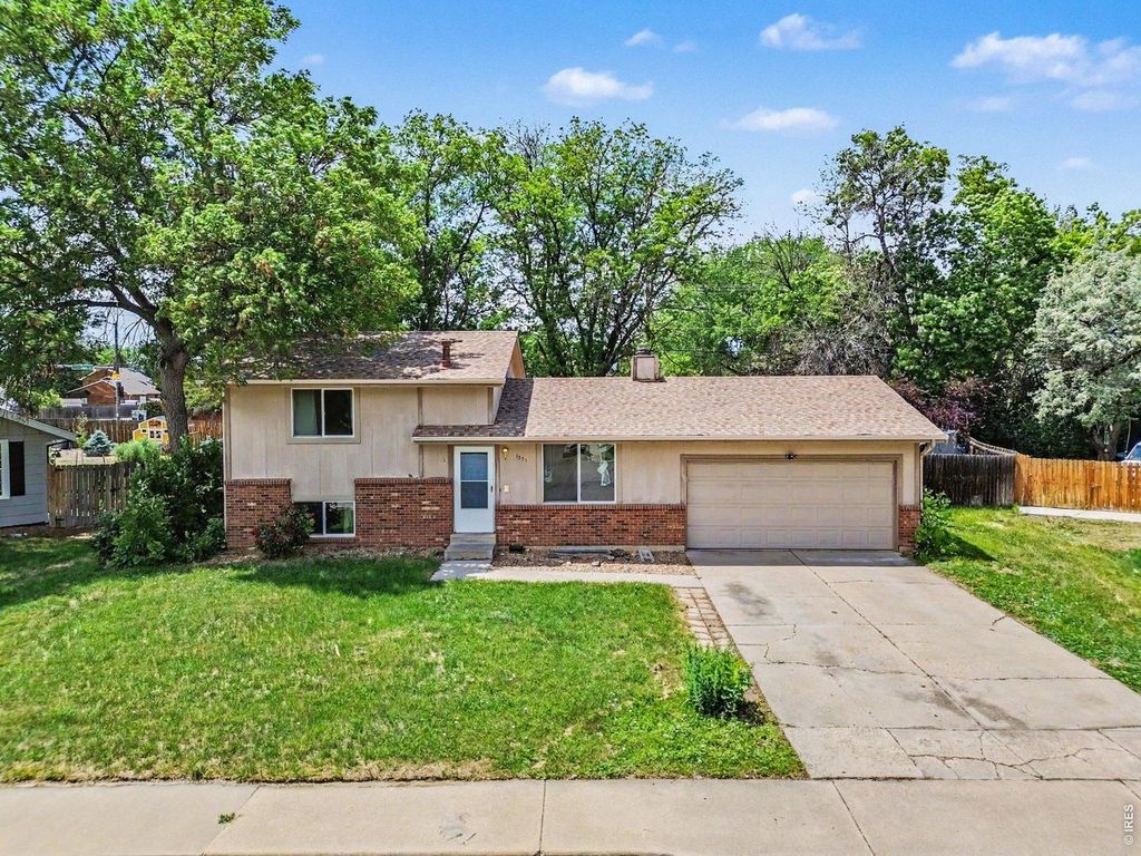 1351 Alpine Pl