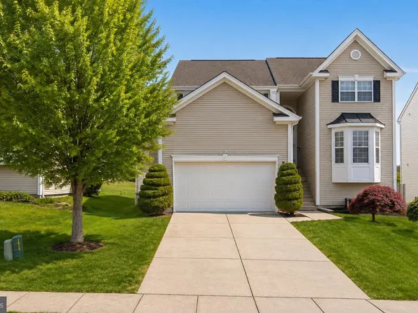 7 Providence Ct, Delran, NJ 08075