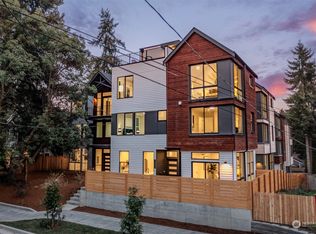 10042A Stone Ave N, Seattle, WA