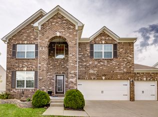 1583 Valdarno Dr, Greenwood, IN 46143