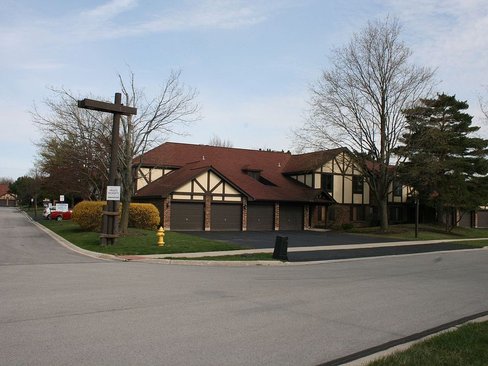 Beautiful Large 3 Bedroom, 2 Bath available