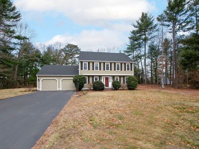 136 Rosewood Dr, Hanson, MA, 02341