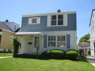 2421 S 74th St, West Allis, WI 53219