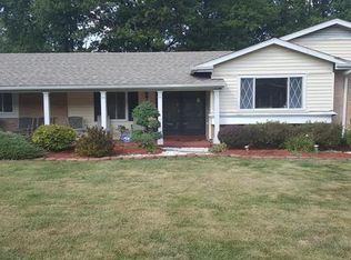 6763 Chilham Dr, Florissant, MO 63033
