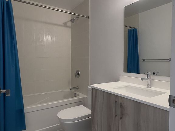 3rd image of 10 Gatineau Dr #416