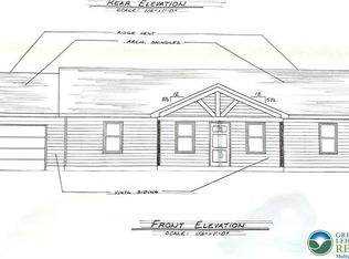 N Poplar Dr W, New Ringgold, PA 17960