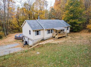 5925 Herring Rd, Masontown, WV 26542