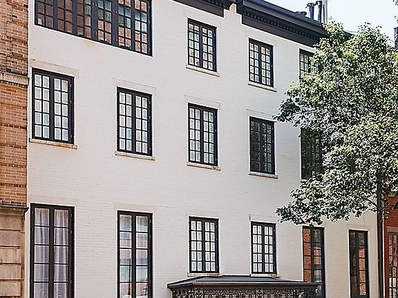 5th image of 18 Charles St APT 2C