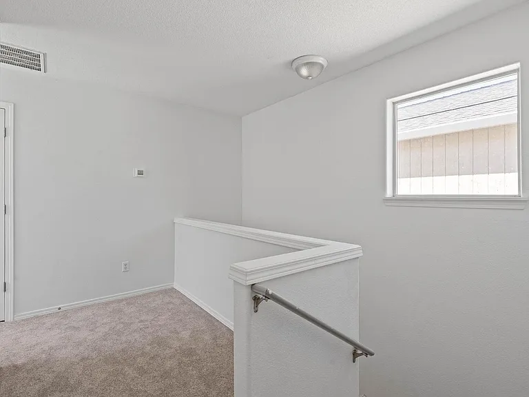 8526 N Haven Ave — Photo 18