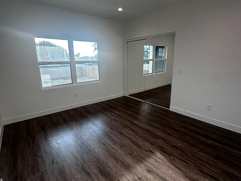 611 Silver Strand Blvd #1 — Photo 5