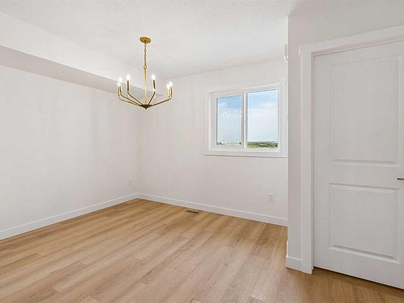 5th image of 200 NW Belmont St SW #41
