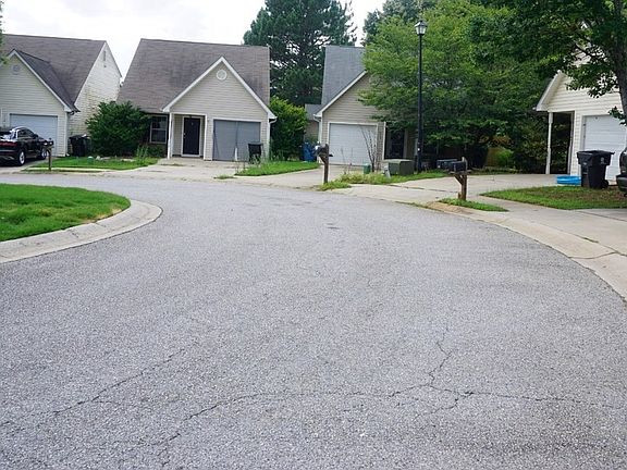 4th image of 520 Jaclyn Cir