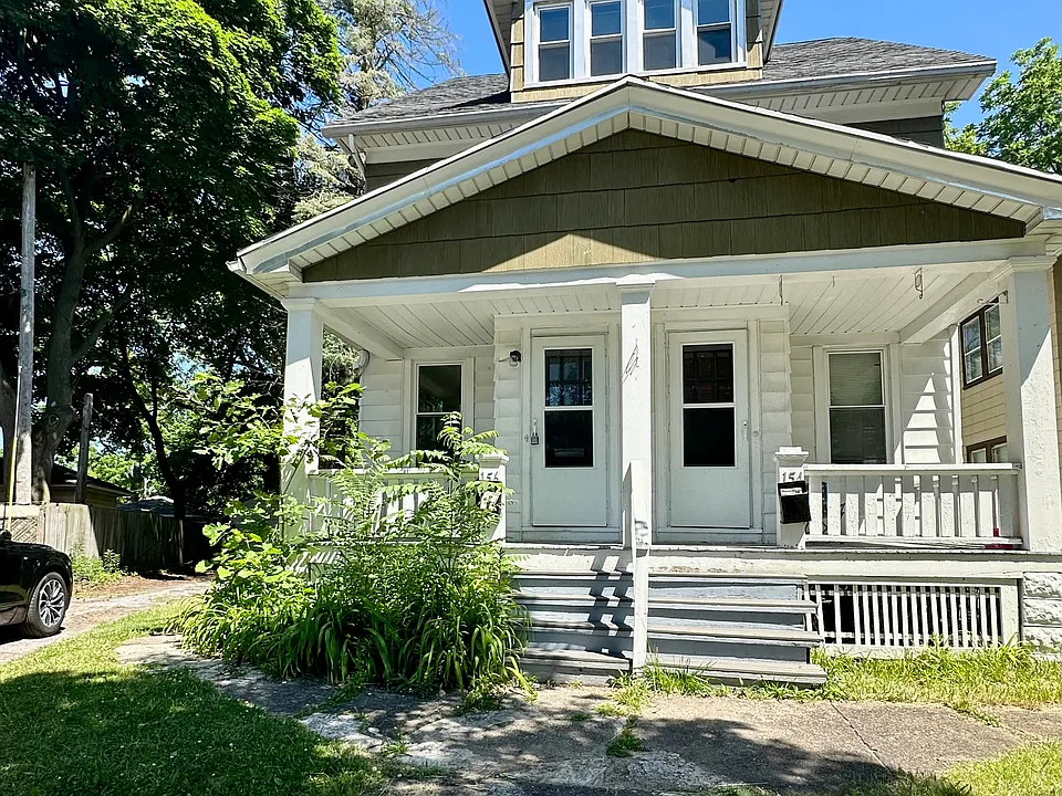 156 Hillendale St