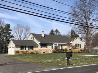 9 Tindall Rd, Robbinsville, NJ 08691