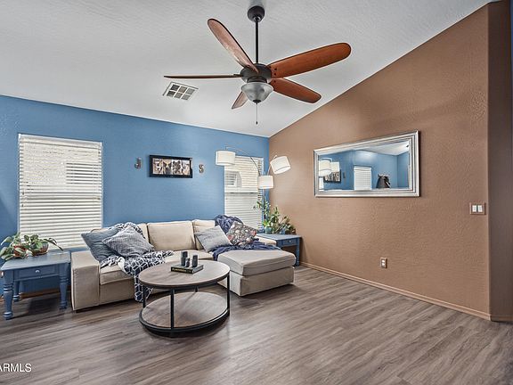 5th image of 36782 W MONDRAGONE Lane