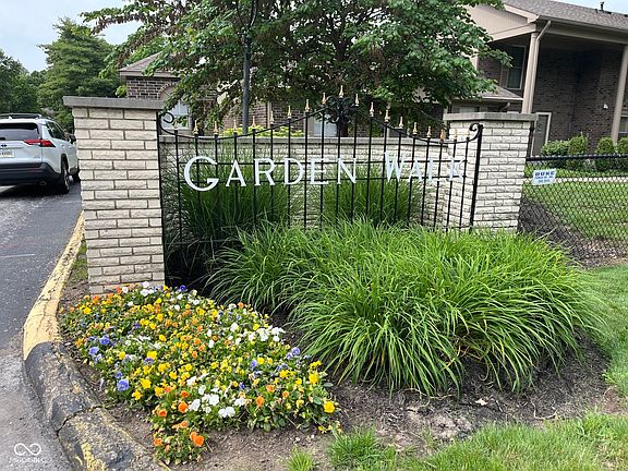 2nd image of 4227 Greenway Dr