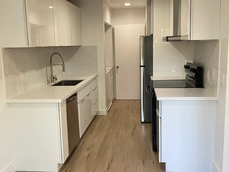 3373 Payne Ave #1 — Photo 4