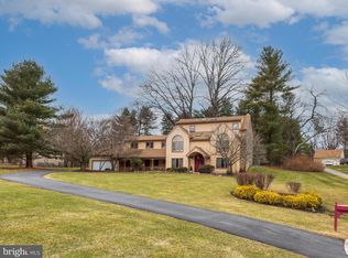 1603 E Glenmont Ln, West Chester, PA 19380