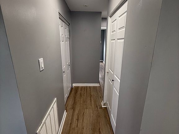 5th image of 802 W Oak Ln #802A