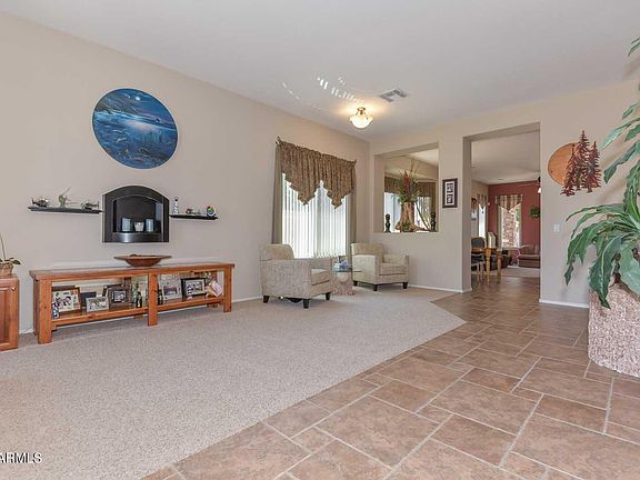 4th image of 4127 E Molly Ln