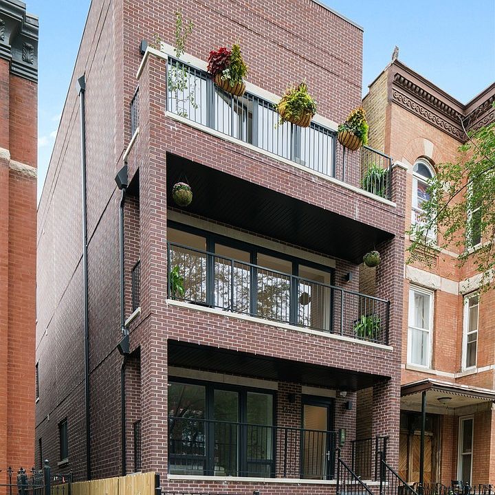 1st image of 1445 N Rockwell St #2