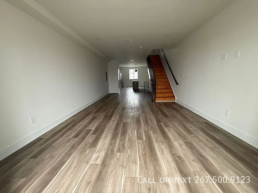 Brand New 2BD/2BA Bi-Level Apartments in Port Richmond Available Now and Upcoming! — Photo 4