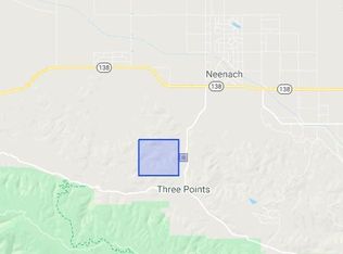 3 Points Rd, Lake hughes, CA 93532