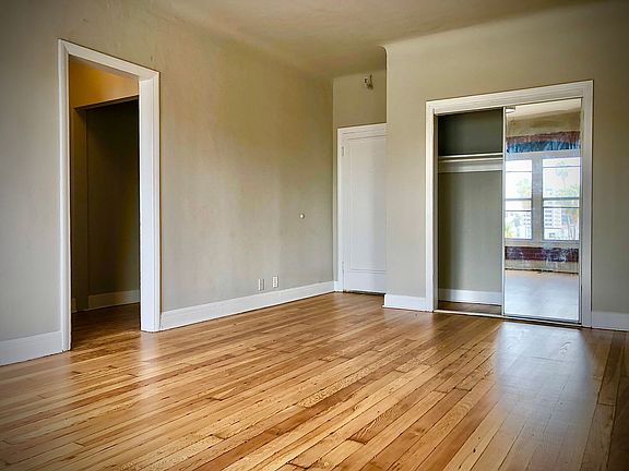 4th image of 427 S Mariposa Ave APT 509