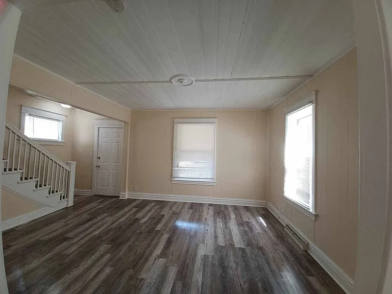1309 Jackson St — Photo 7