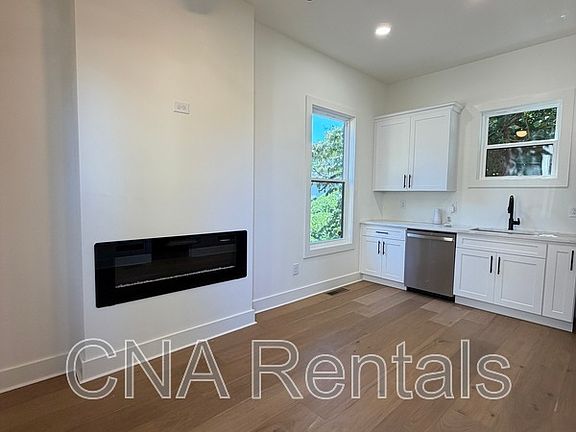 2nd image of 294 Roy St NE