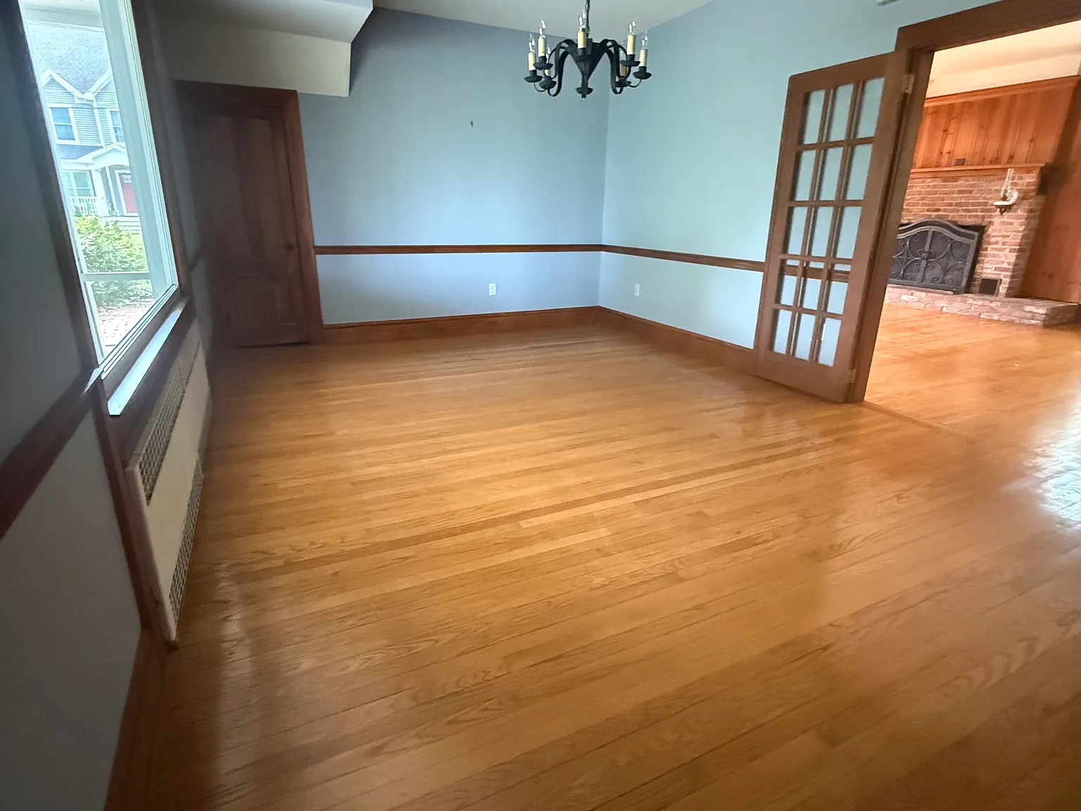 4 bed, 2.5 bath, 2878 sqft, $4,500 — Photo 4