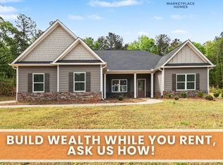 90 Hawthorn Ln, Covington, GA 30014
