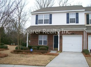 126 Clydesdale Ct, Matthews, NC 28104