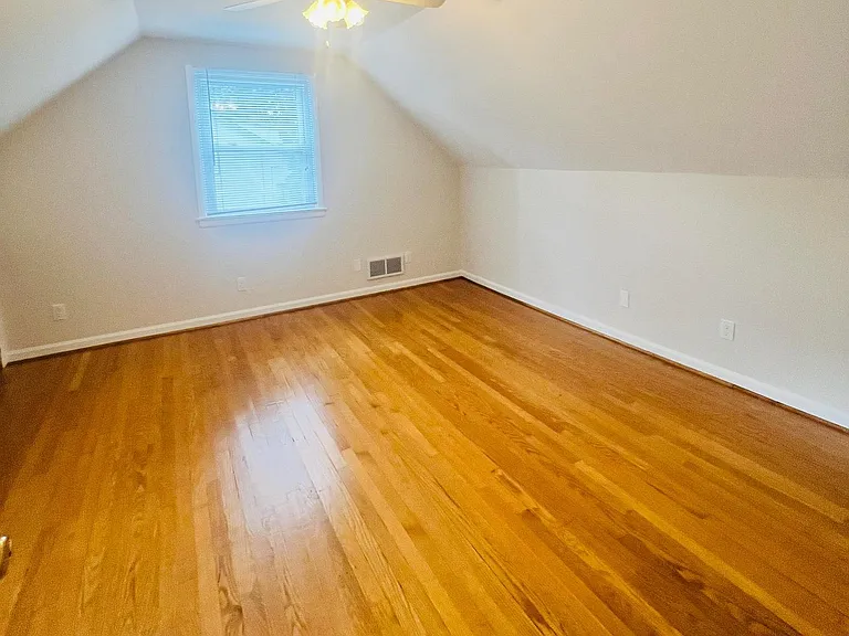 407 Anderson Ave — Photo 21