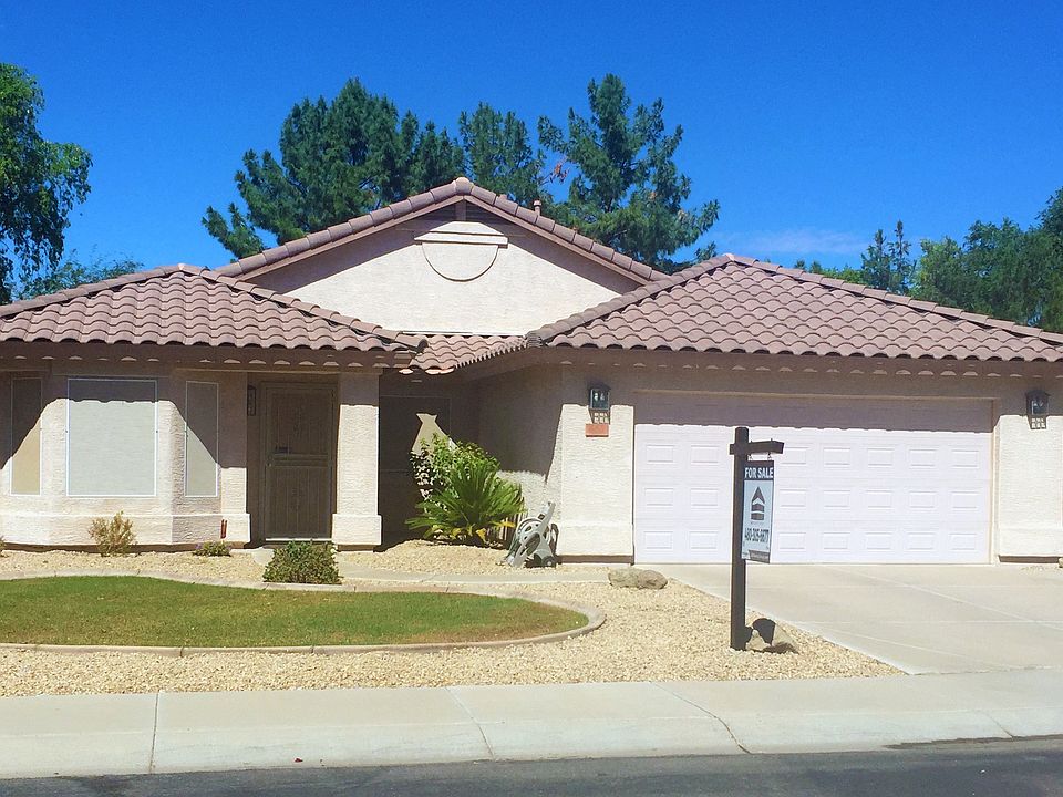 1st image of 460 W Iris Dr