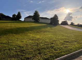 57 Tuscany Ln, Nixa, MO 65714
