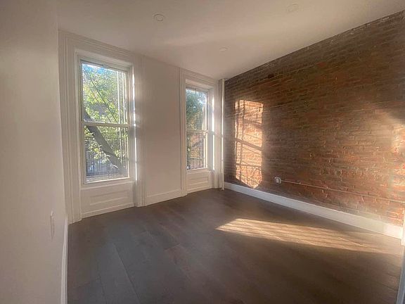 3rd image of 585 5th Ave Unit 1