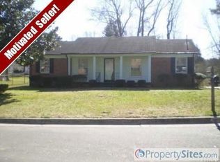 2704 Little John Rd, Raleigh, NC 27610