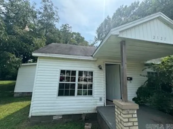 2127 Duncan St, Conway, AR 72034