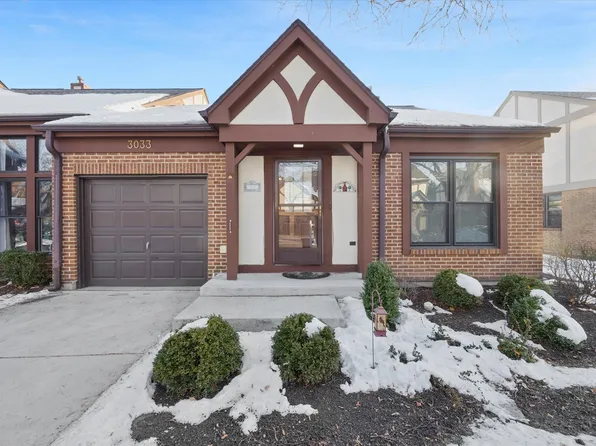 3033 Ashton Ct, Westchester, IL 60154