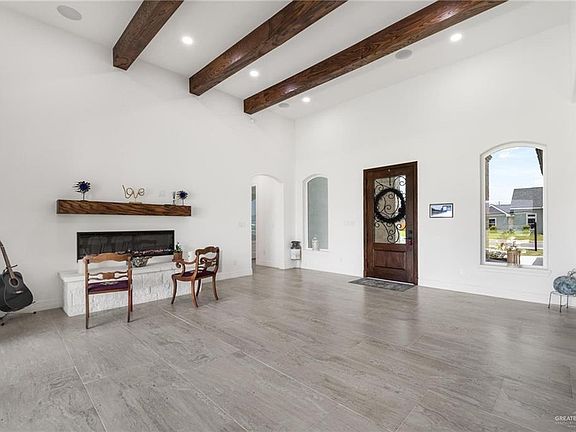 5th image of 5407 Common Ln
