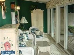 16 E Knight Ave, Collingswood, NJ 08108