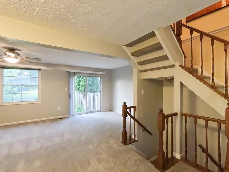 5632 Denton Ct — Photo 10