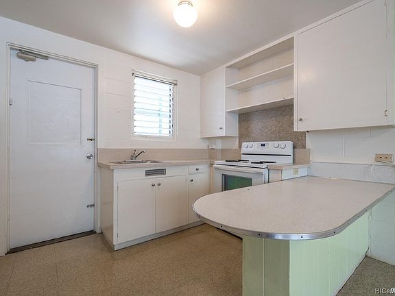 5th image of 1313 Rycroft St